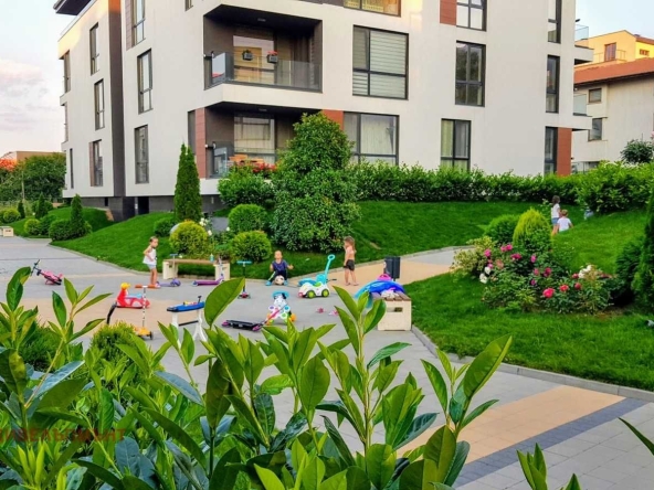 Дава се под наем Двустаен апартамент в София, Драгалевци - 72 кв.м за 664.17 € - Снимка #1