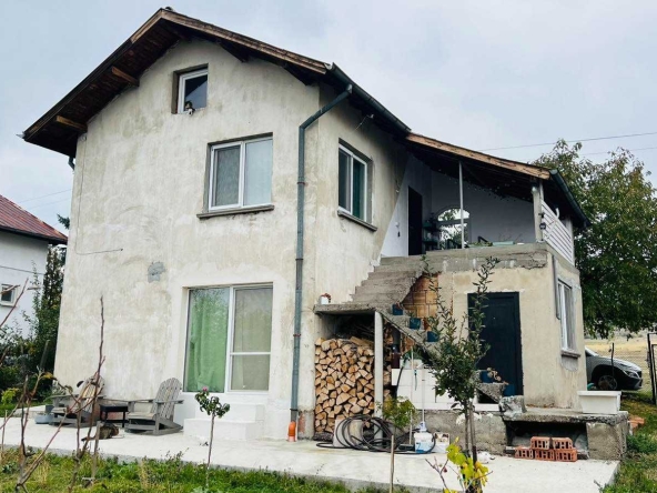 Къща в с. Вискяр, Област Перник - 90 кв.м за 1389 €/кв.м - Снимка #1