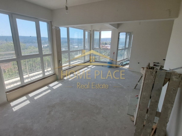 Двустаен апартамент в Варна, Погреби - 75 кв.м за 1487 €/кв.м - Снимка #1