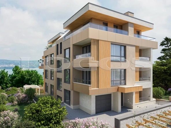 Тристаен апартамент в Варна, Галата - 109 кв.м за 1807 €/кв.м - Снимка #1