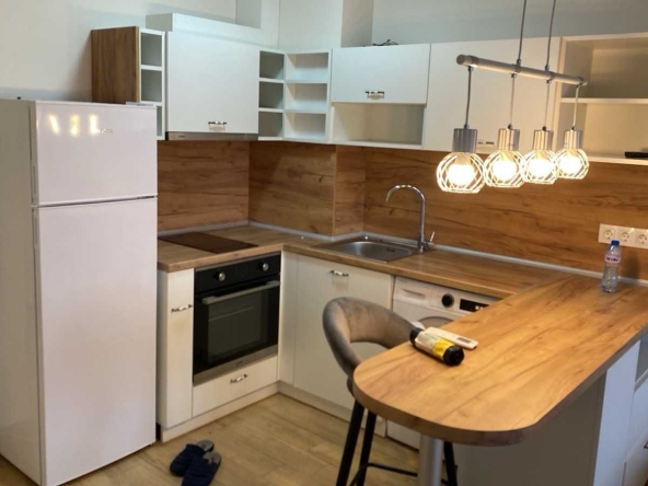 Едностаен апартамент в София, Хладилника - 64 кв.м за 1516 €/кв.м - Снимка #1