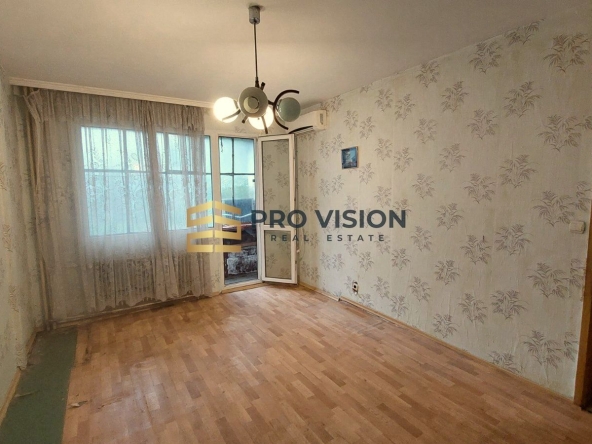 Тристаен апартамент в Варна, Младост 1 - 70 кв.м за 2058 €/кв.м - Снимка #1
