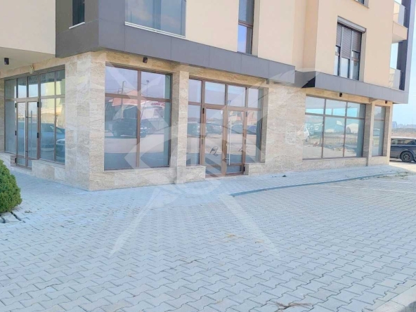 Дава се под наем Магазин в Пловдив, Коматево - 264 кв.м за 820512 € - Снимка #1