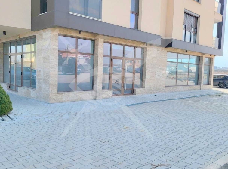 Дава се под наем Магазин в Пловдив, Коматево - 264 кв.м за 820512 € - Снимка #1
