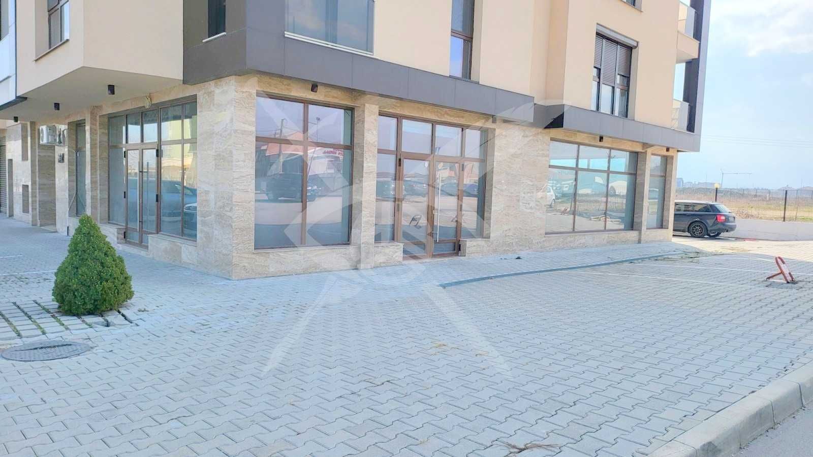 Дава се под наем Магазин в Пловдив, Коматево - 264 кв.м за 820512 € - Снимка #1