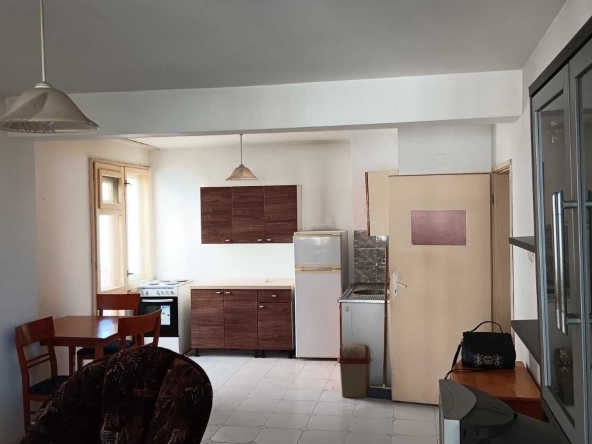Тристаен апартамент в Пловдив, Кършияка - 105 кв.м за 1620 €/кв.м - Снимка #1