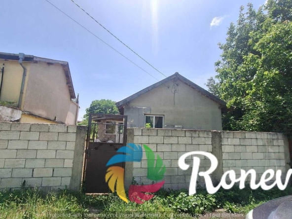 Къща в с. Яребична, Област Варна - 60 кв.м за 1167 €/кв.м - Снимка #1