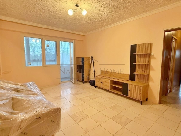 Дава се под наем Двустаен апартамент в Бургас, Изгрев - 64 кв.м за 331.5 € - Снимка #1