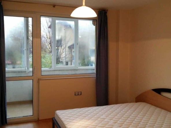 Дава се под наем Двустаен апартамент в София, Редута - 56 кв.м за 348.84 € - Снимка #1