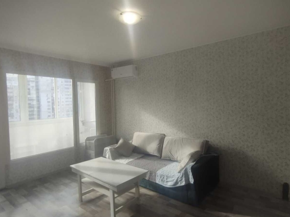 Дава се под наем Едностаен апартамент в София, Люлин 10 - 44 кв.м за 348.84 € - Снимка #1