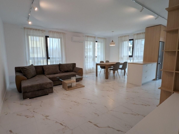 Дава се под наем Тристаен апартамент в София, Витоша - 94 кв.м за 1195.95 € - Снимка #1