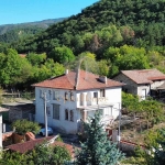 Къща в Перущица - 179 кв.м за 527 €/кв.м - Снимка #1