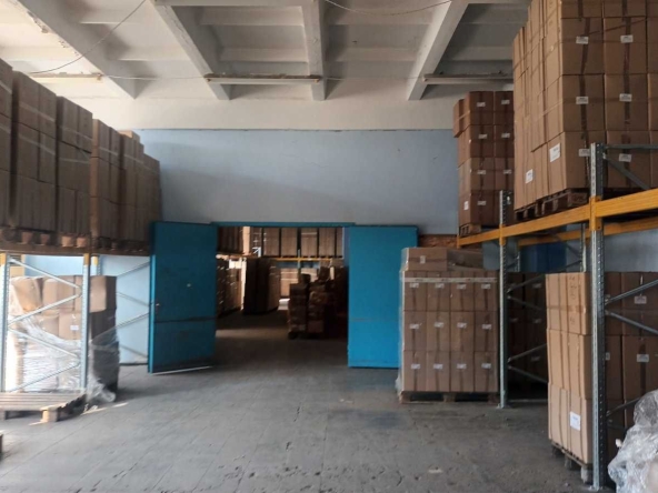 Промишлена сграда в Бургас, Изгрев - 486 кв.м за 4 €/кв.м - Снимка #1