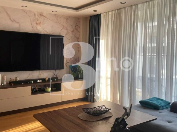 Дава се под наем Тристаен апартамент в София, Витоша - 110 кв.м за 1097.01 € - Снимка #1