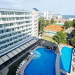 Двустаен апартамент в к.к. Слънчев бряг - 98 кв.м за 484 €/кв.м - Снимка #1