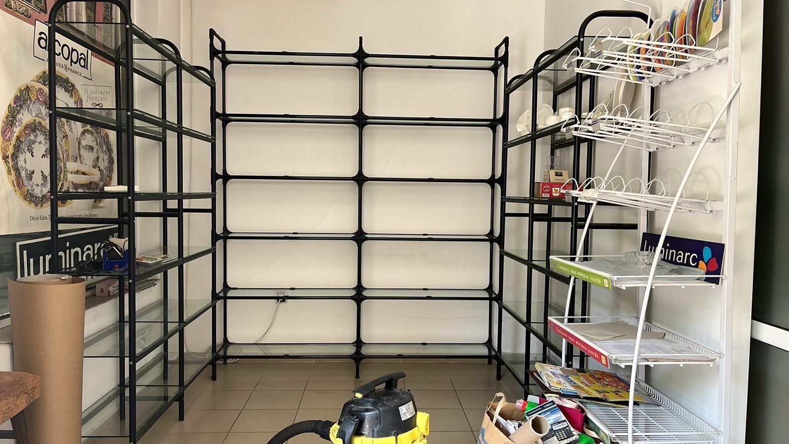 Дава се под наем Магазин в Пловдив, Център - 36 кв.м за 248.88 € - Снимка #1