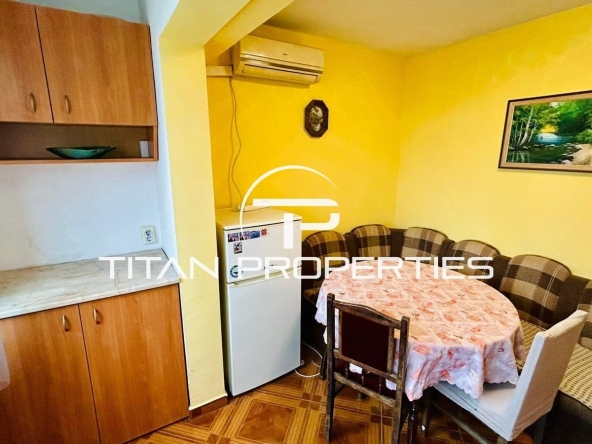 Дава се под наем Едностаен апартамент в Бургас, Славейков - 42 кв.м за 298.86 € - Снимка #1