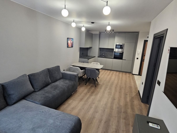 Дава се под наем Двустаен апартамент в София, Студентски град - 70 кв.м за 767.04 € - Снимка #1