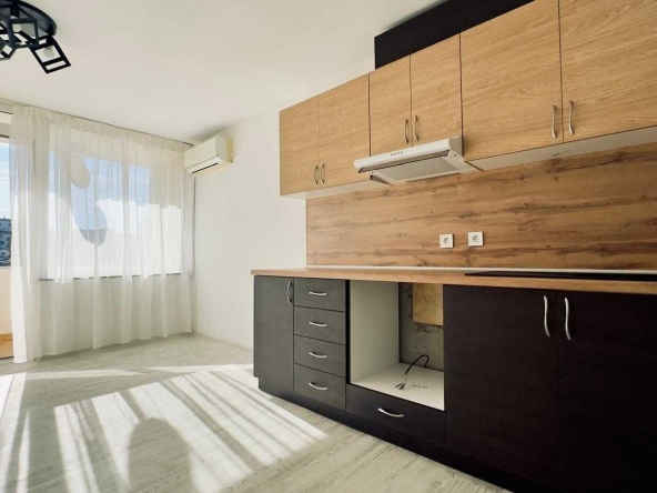 Двустаен апартамент в Велико Търново, Акация - 50 кв.м за 866 €/кв.м - Снимка #1