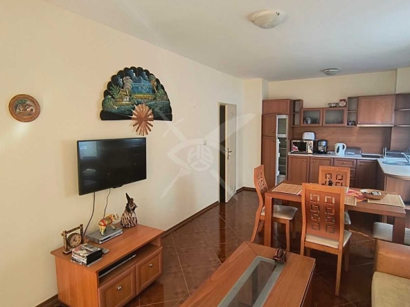 Двустаен апартамент в к.к. Слънчев бряг - 64 кв.м за 985 €/кв.м - Снимка #1