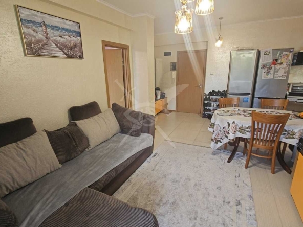 Тристаен апартамент в к.к. Слънчев бряг - 76 кв.м за 1250 €/кв.м - Снимка #1