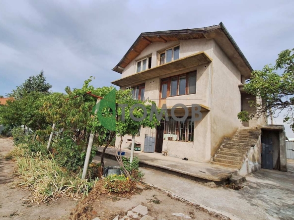 Къща в с. Загоре, Област Стара Загора - 380 кв.м за 192 €/кв.м - Снимка #1