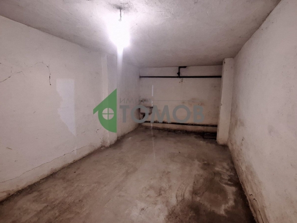 Гараж / Паркомясто в Стара Загора, Опълченски - 19 кв.м за 416 €/кв.м - Снимка #1