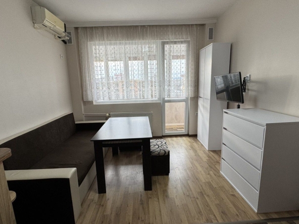 Дава се под наем Двустаен апартамент в Варна, Младост 2 - 45 кв.м за 408.51 € - Снимка #1