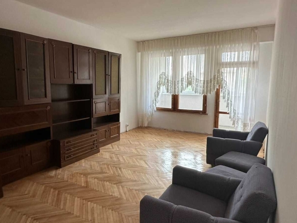 Тристаен апартамент в Карлово - 108 кв.м за 496 €/кв.м - Снимка #1