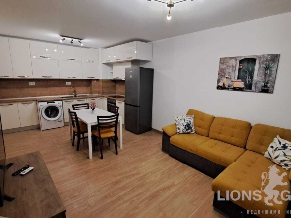 Дава се под наем Двустаен апартамент в Варна, Бриз - 65 кв.м за 747.66 € - Снимка #1