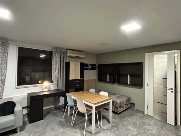 Дава се под наем Двустаен апартамент в София, Витоша - 75 кв.м за 497.25 € - Снимка #1