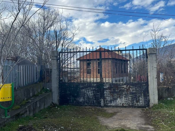 Парцел в Карлово - 4400 кв.м за 51 €/кв.м - Снимка #1