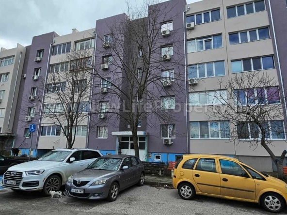 Двустаен апартамент в Поморие - 70 кв.м за 8160 €/кв.м - Снимка #1