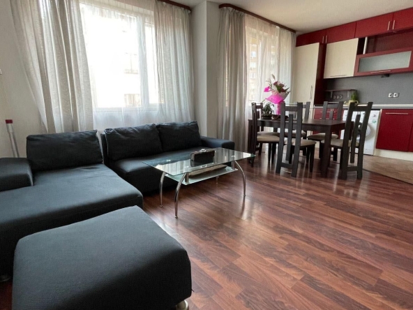 Дава се под наем Тристаен апартамент в София, Красно село - 110 кв.м за 746.64 € - Снимка #1