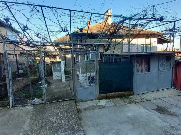Къща в Разград, Житница - 120 кв.м за 404 €/кв.м - Снимка #1