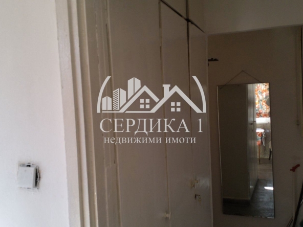 Дава се под наем Едностаен апартамент в София, Сердика - 42 кв.м за 348.84 € - Снимка #1