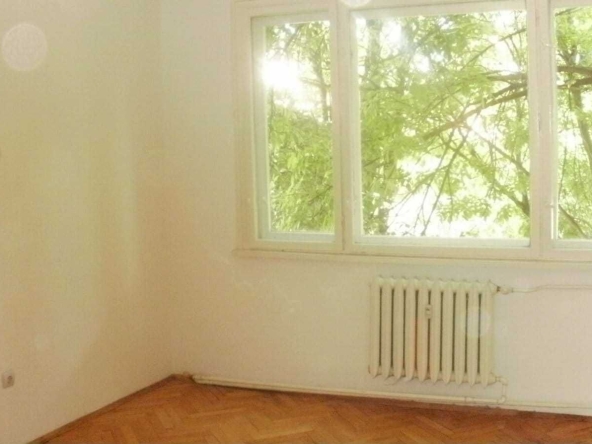 Двустаен апартамент в Плевен, Идеален център - 60 кв.м за 944 €/кв.м - Снимка #1