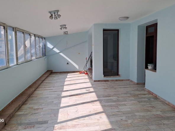 Тристаен апартамент в София, Слатина - 80 кв.м за 1403 €/кв.м - Снимка #1