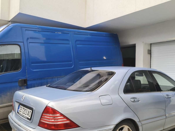 Дава се под наем Гараж / Паркомясто в София, Зона Б-5 - 14 кв.м за 348.84 € - Снимка #1