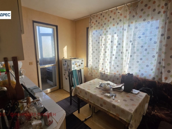 Тристаен апартамент в Плевен, Дружба 4 - 86 кв.м за 445 €/кв.м - Снимка #1