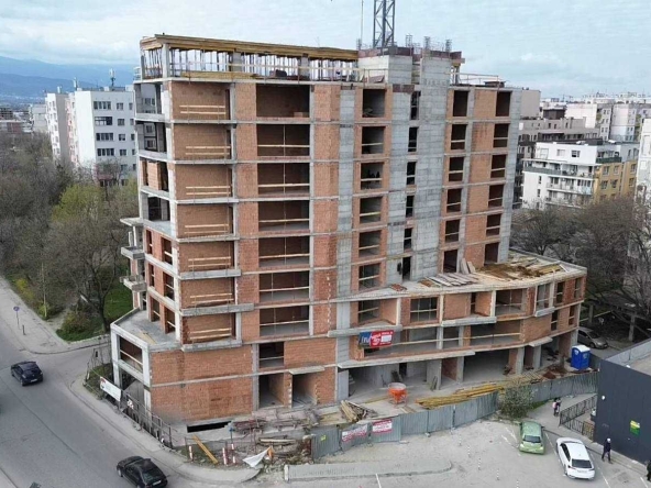 Четиристаен апартамент в Пловдив, Кючук Париж - 157 кв.м за 627 €/кв.м - Снимка #1