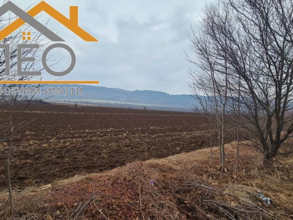 Парцел в Севлиево - 7200 кв.м за 5 €/кв.м - Снимка #1