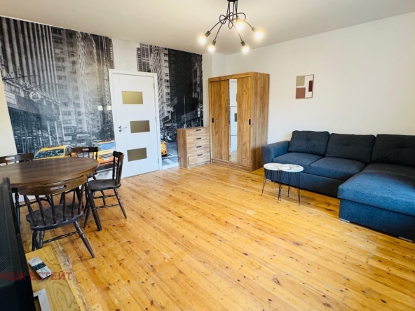 Дава се под наем Едностаен апартамент в София, Център - 45 кв.м за 498.27 € - Снимка #1