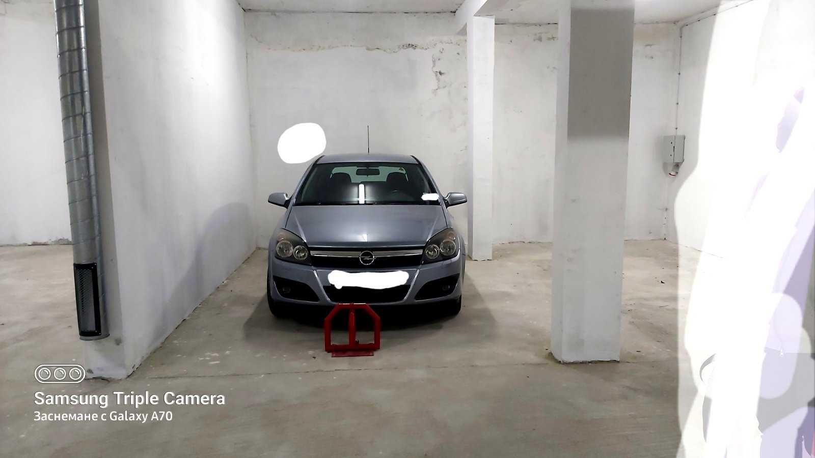 Дава се под наем Гараж / Паркомясто в Варна, Цветен квартал - 18 кв.м за 129.54 € - Снимка #1