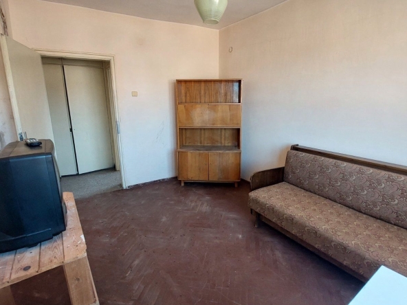 Тристаен апартамент в Разлог - 65 кв.м за 585 €/кв.м - Снимка #1