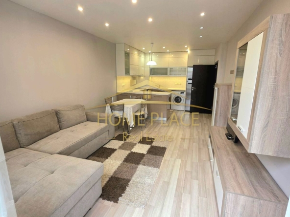 Двустаен апартамент в Варна, Възраждане 1 - 90 кв.м за 1122 €/кв.м - Снимка #1