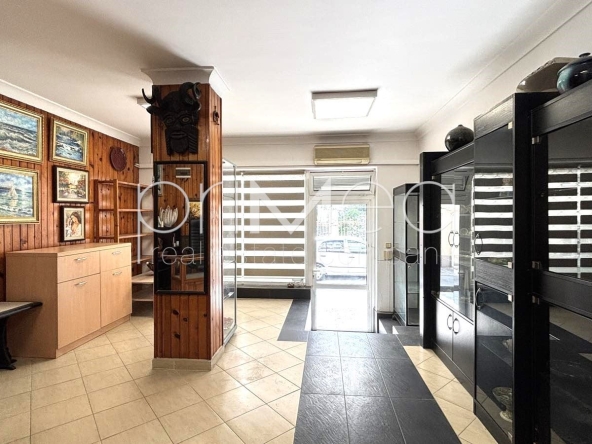Офис в Бургас, Център - 111 кв.м за 731 €/кв.м - Снимка #1