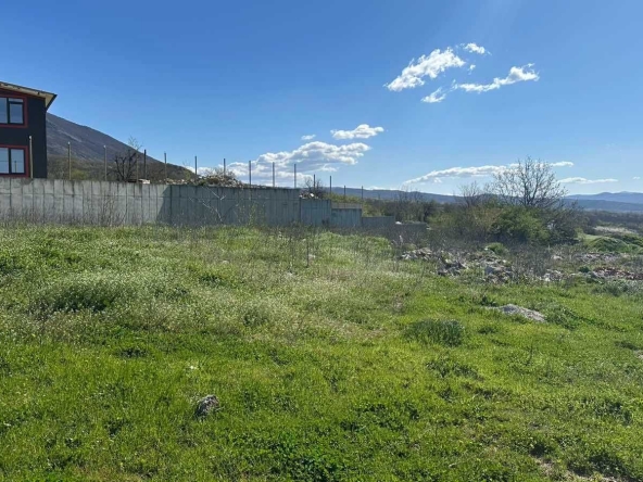 Земеделски имот в Карлово -  кв.м за 34 €/дка - Снимка #1