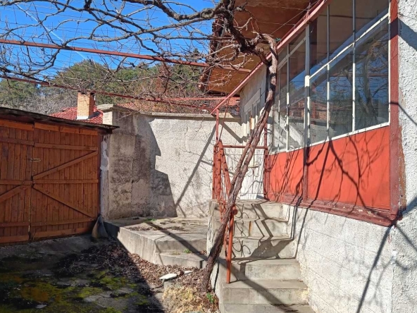 Къща в с. Енина, Област Стара Загора - 80 кв.м за 440 €/кв.м - Снимка #1