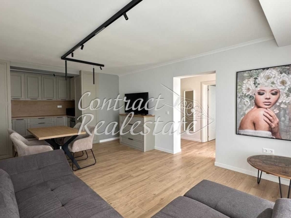 Дава се под наем Тристаен апартамент в Варна, м-т Траката - 100 кв.м за 797.64 € - Снимка #1